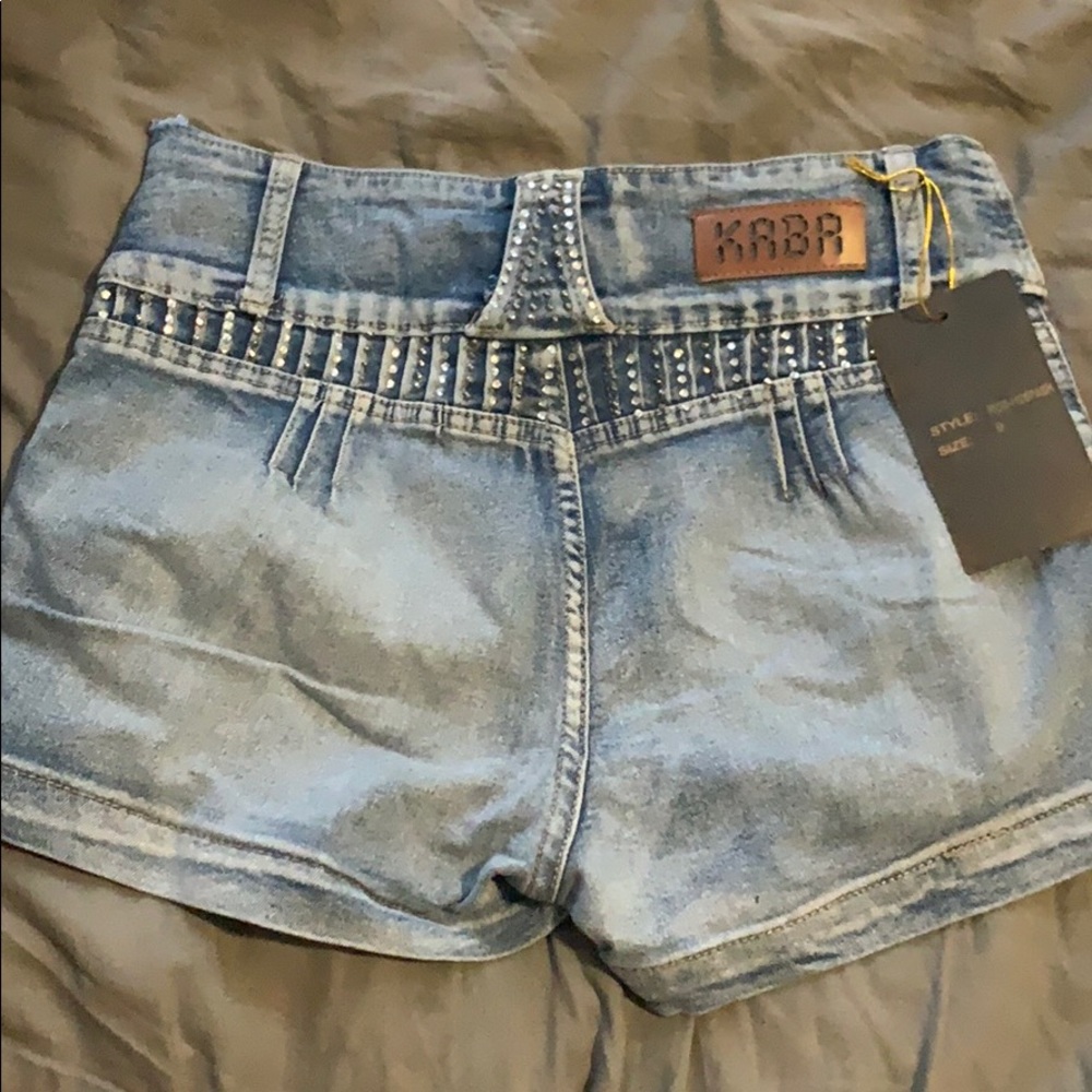 Shorts - Picture 2 of 2